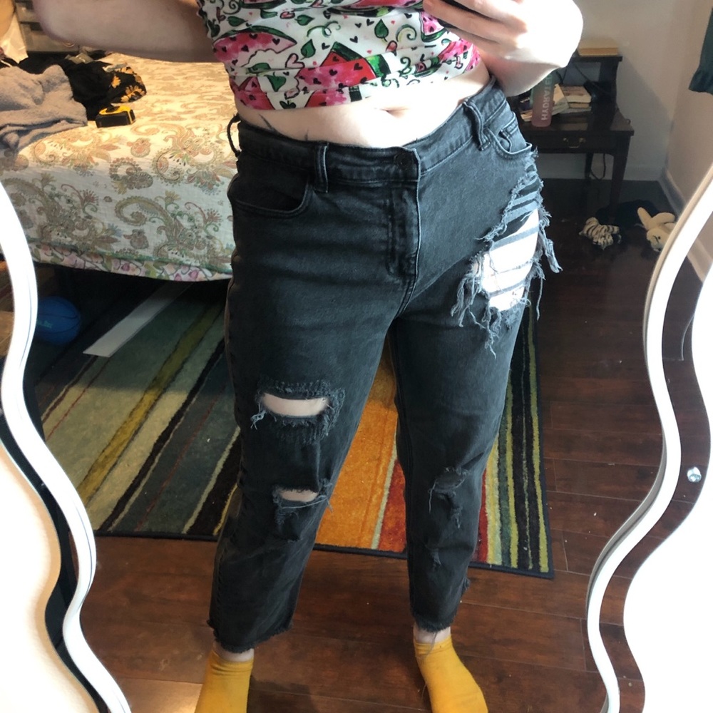 3/$25 Cello Black high-waisted distressed ripped mom jeans